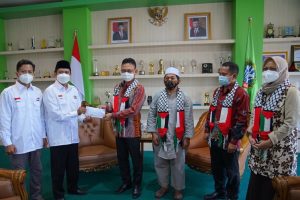 DMI Pontianak Serahkan Bantuan Rp67 juta Untuk Palestina-pemkot-pontianak-0