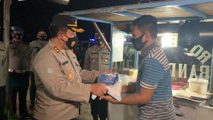 Polres Ketapang Bagikan Sembako