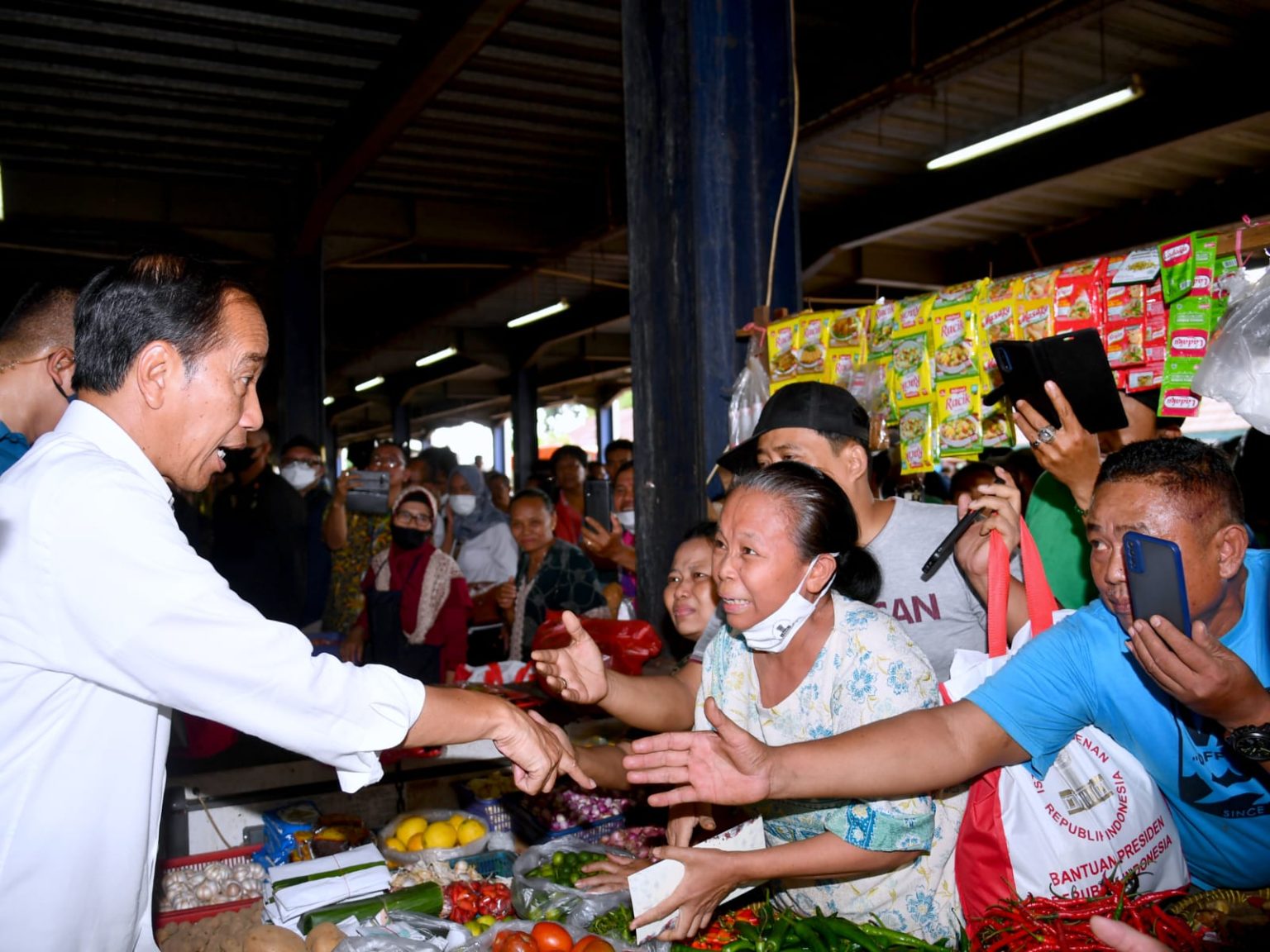 presiden-cek-pasar