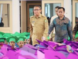 Gubernur Sutarmidji Sampaikan Kunci Sukses ke Mahasiswa Baru Polnep