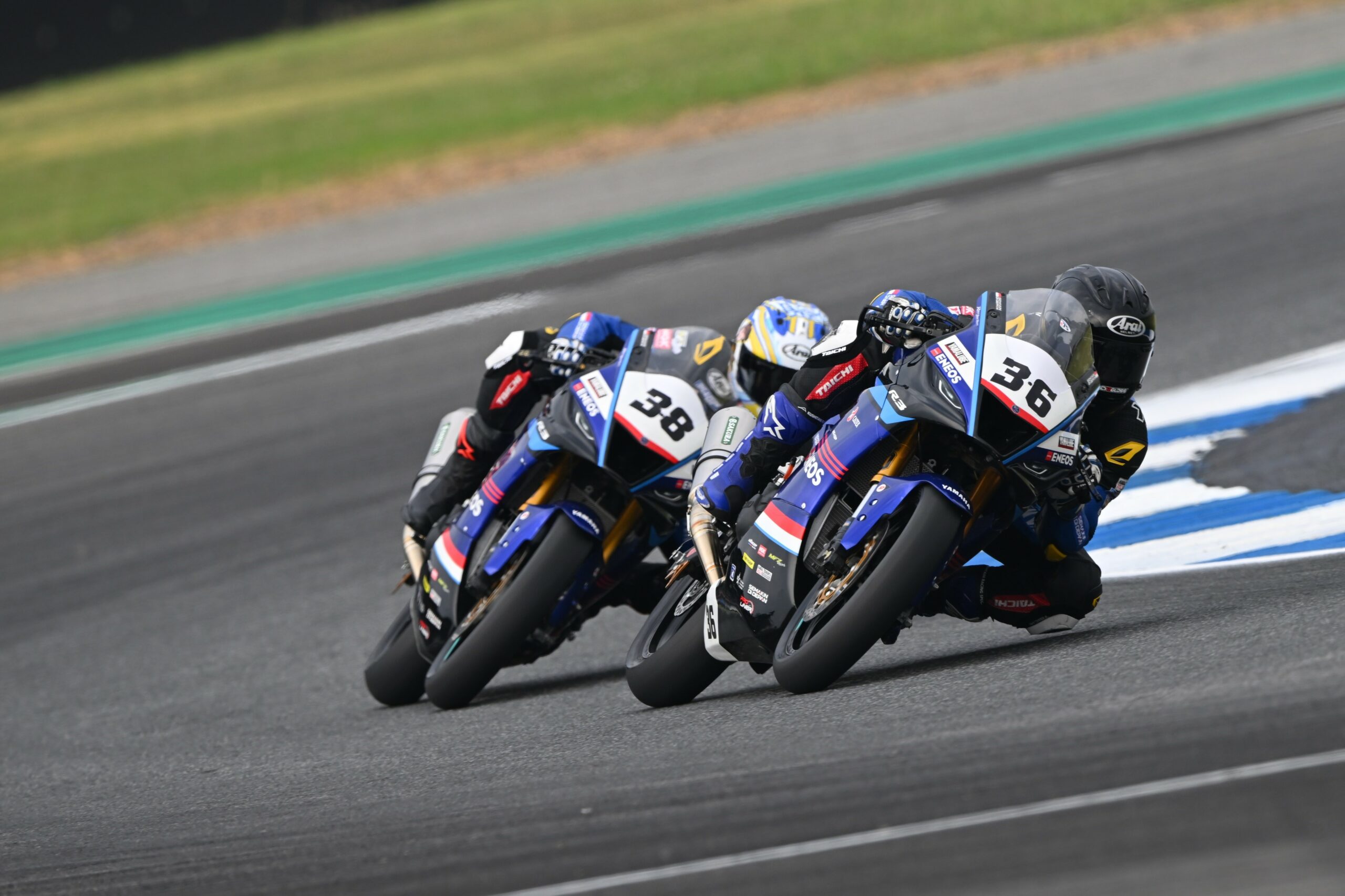 M Faerozi & Arai Agaska podium 1 & 2 race 1 AP250 di seri 1 ARRC 2024